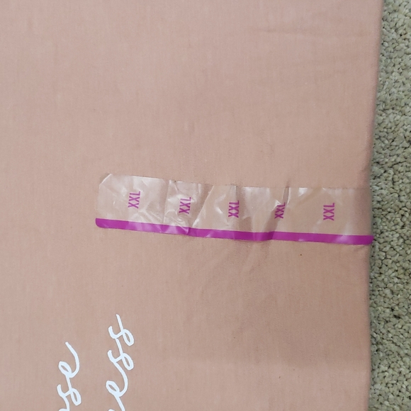 Women's set 2XL 1free 🚨 - Picture 2 of 5